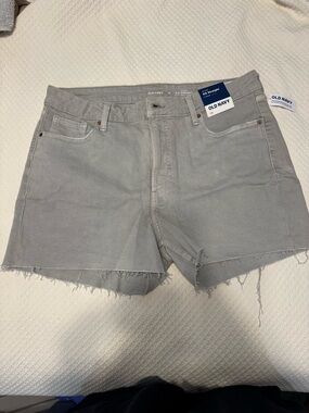 Old Navy Light Gray Frayed Hem Denim Shorts